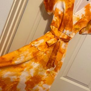 Golden orange ink painting style print dress 🌅🌇